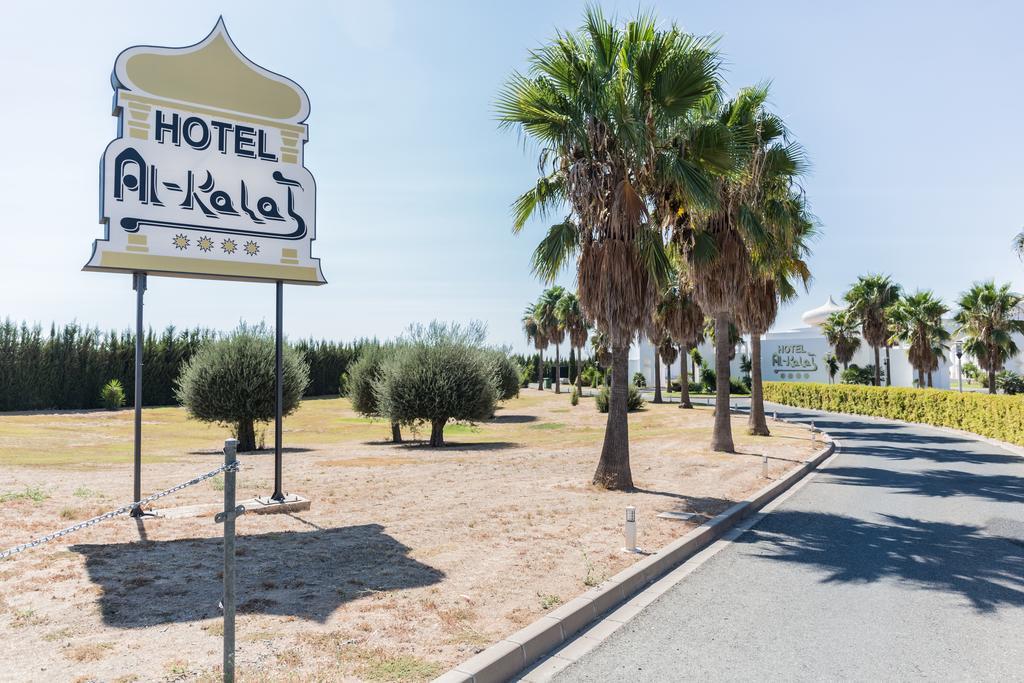 Hotel Alkalat Alcalá de Guadaira Exterior foto